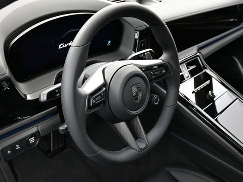 New 2026 Porsche Panamera Turbo S image 17