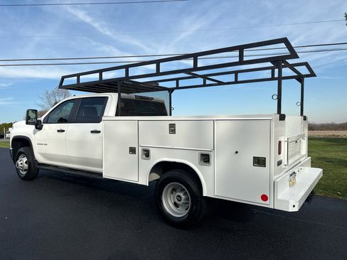 Used 2022 Chevrolet Silverado 3500 W/T w/ WT Convenience Package image 3