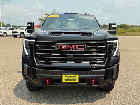 Used 2024 GMC Sierra 2500 AT4 w/ AT4 Premium Plus Package AWD/4WD image 2