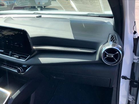 Used 2025 Chevrolet Equinox LT image 15