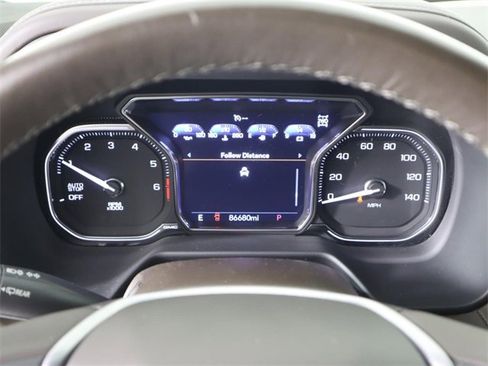 Used 2021 GMC Yukon SLT w/ SLT Premium Package image 16