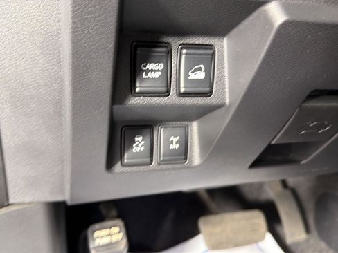 Used 2023 Nissan Frontier PRO-4X w/ Pro-4X Premium Package AWD/4WD image 29