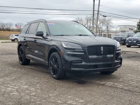Used 2024 Lincoln Aviator Reserve w/ Equipment Group 201A image 1
