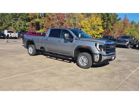New 2026 GMC Sierra 2500 SLE w/ SLE Value Package; image 2