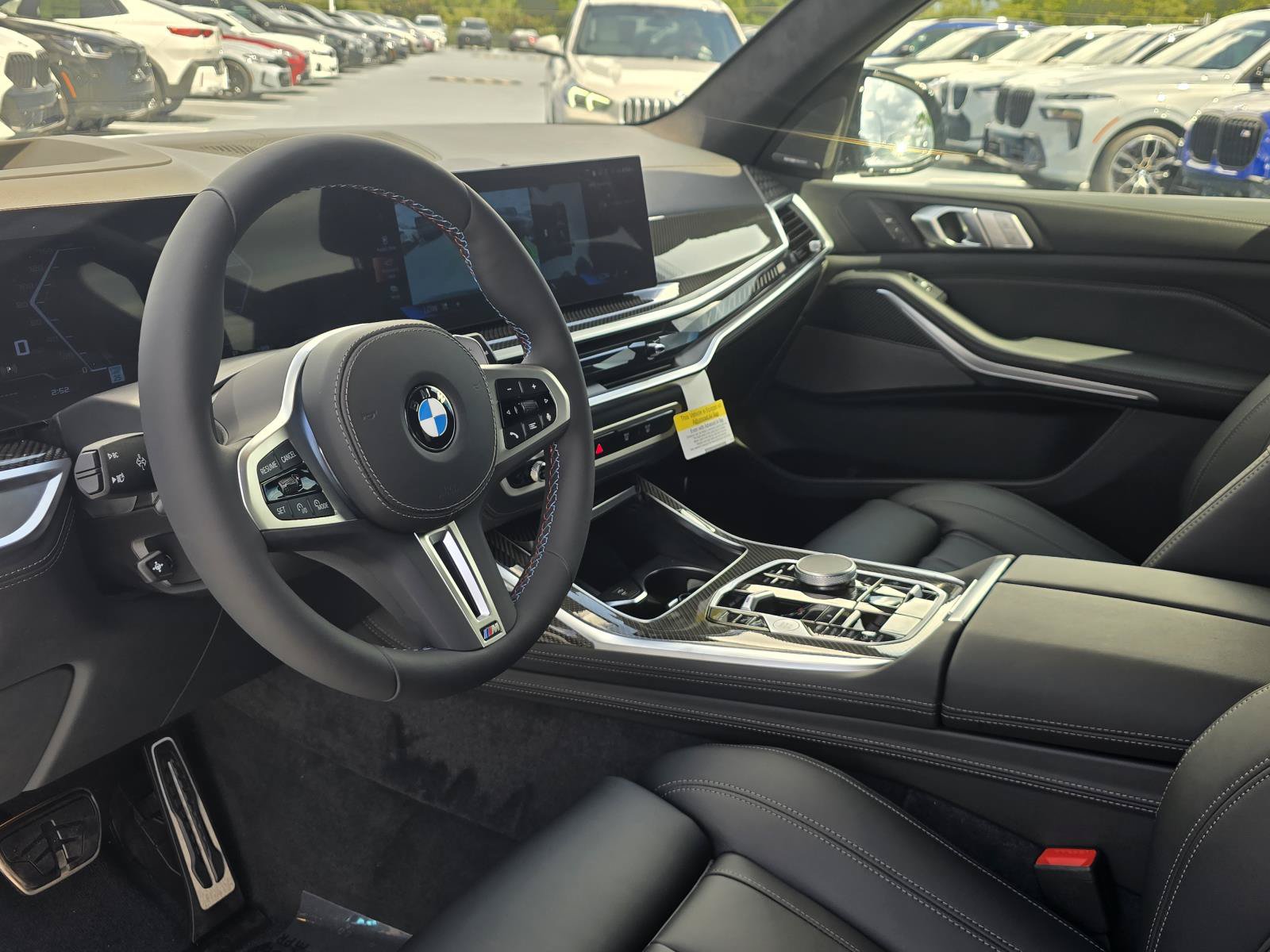 New 2027 BMW X7 M60i w/ M Sport Professional Package AWD/4WD image 14