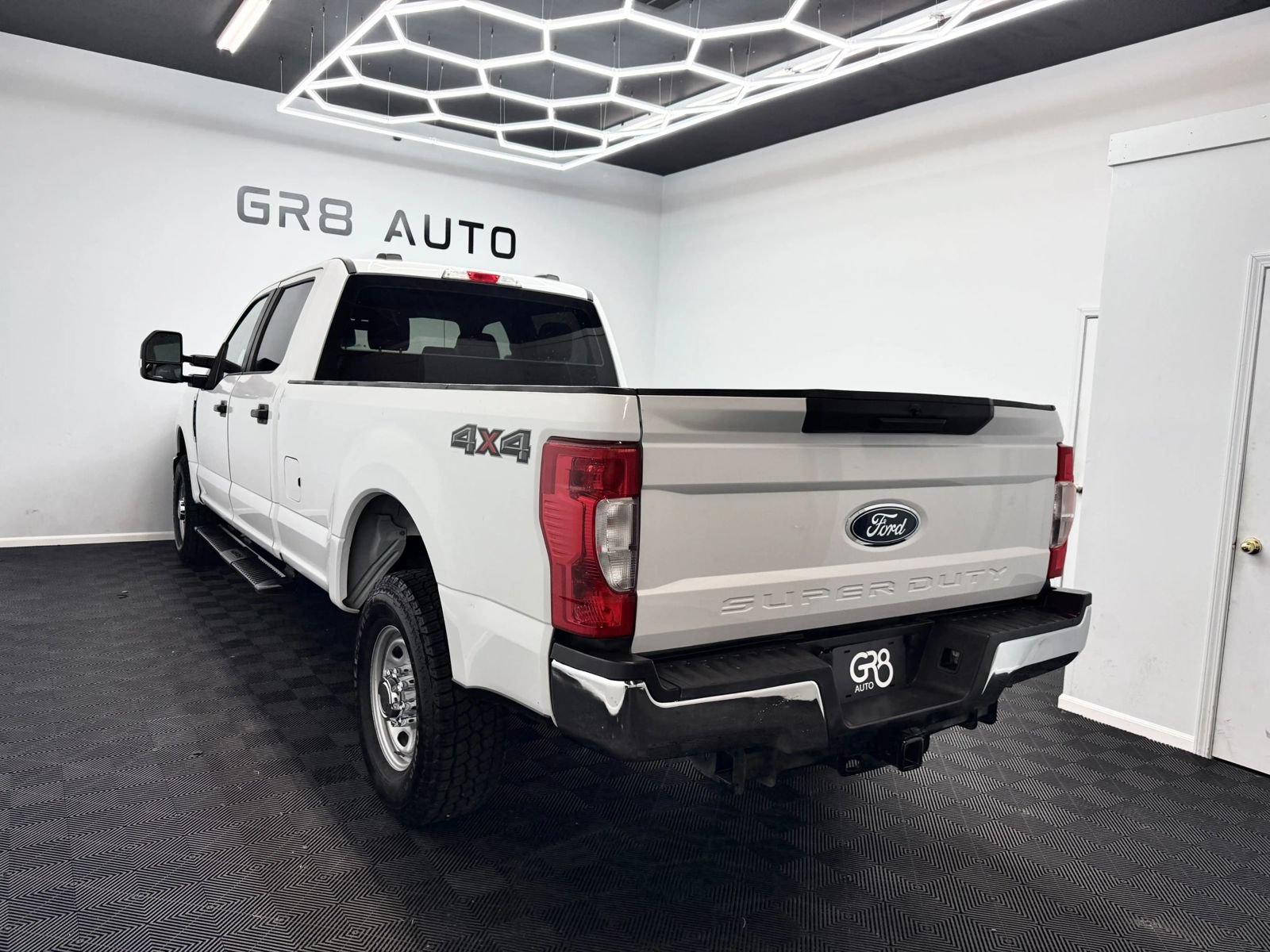 Used 2022 Ford F250 XL w/ Power Equipment Group AWD/4WD image 5