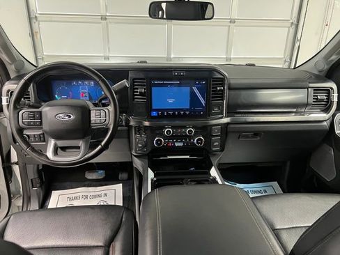 Used 2025 Ford F350 Lariat w/ Black Appearance Package image 17