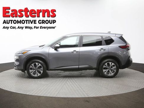 Used 2023 Nissan Rogue SV image 59
