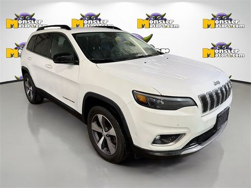 Used 2022 Jeep Cherokee Limited image 3