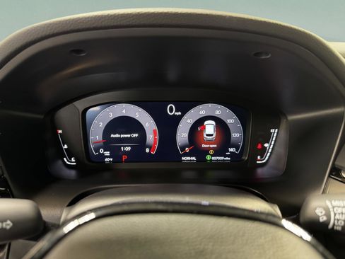 Certified 2025 Acura ADX A-Spec image 21