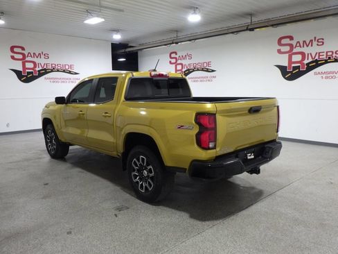 Used 2023 Chevrolet Colorado Z71 w/ Z71 Convenience Package 2 AWD/4WD image 2