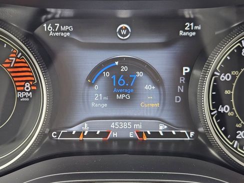 Used 2020 Jeep Cherokee Trailhawk w/ Cold Weather Group AWD/4WD image 16