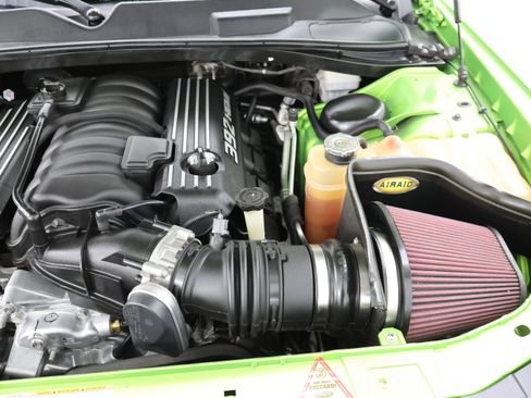 Used 2011 Dodge Challenger SRT8 w/ Green w/Envy Group image 18