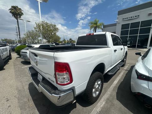 Certified 2024 RAM 2500 Big Horn AWD/4WD image 3
