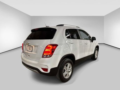 Used 2021 Chevrolet Trax LT AWD/4WD image 5