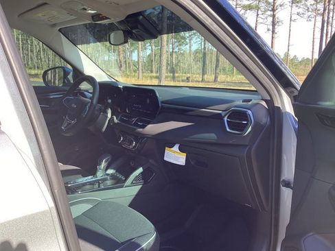 New 2026 Chevrolet TrailBlazer LT w/ Convenience Package image 17