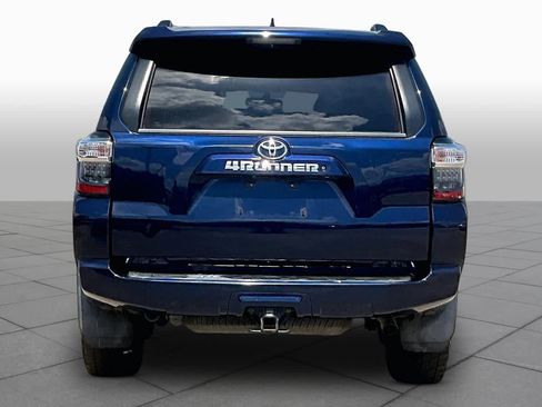 Used 2019 Toyota 4Runner SR5 RWD image 5