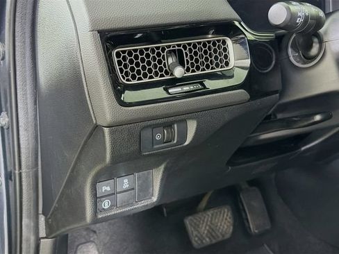 Used 2024 Honda Civic Touring image 10