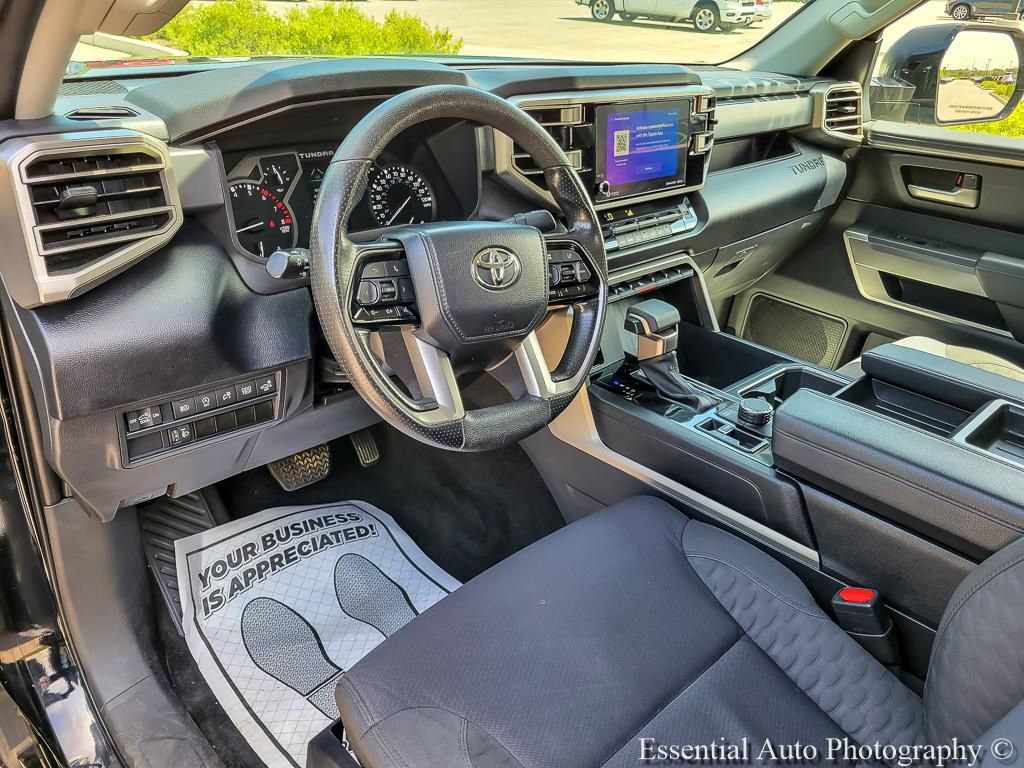 Used 2023 Toyota Tundra SR5 w/ SR5 Convenience Package AWD/4WD image 9