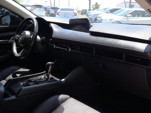 Used 2019 MAZDA MAZDA3 Sedan FWD image 35