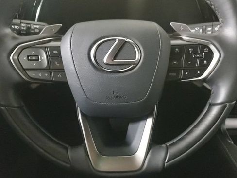 Used 2025 Lexus RX 350 Premium w/ Accessory Package AWD/4WD image 16