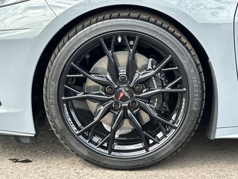 Used 2024 Chevrolet Corvette Stingray Preferred Cpe w/ Battery Protection Package RWD image 8