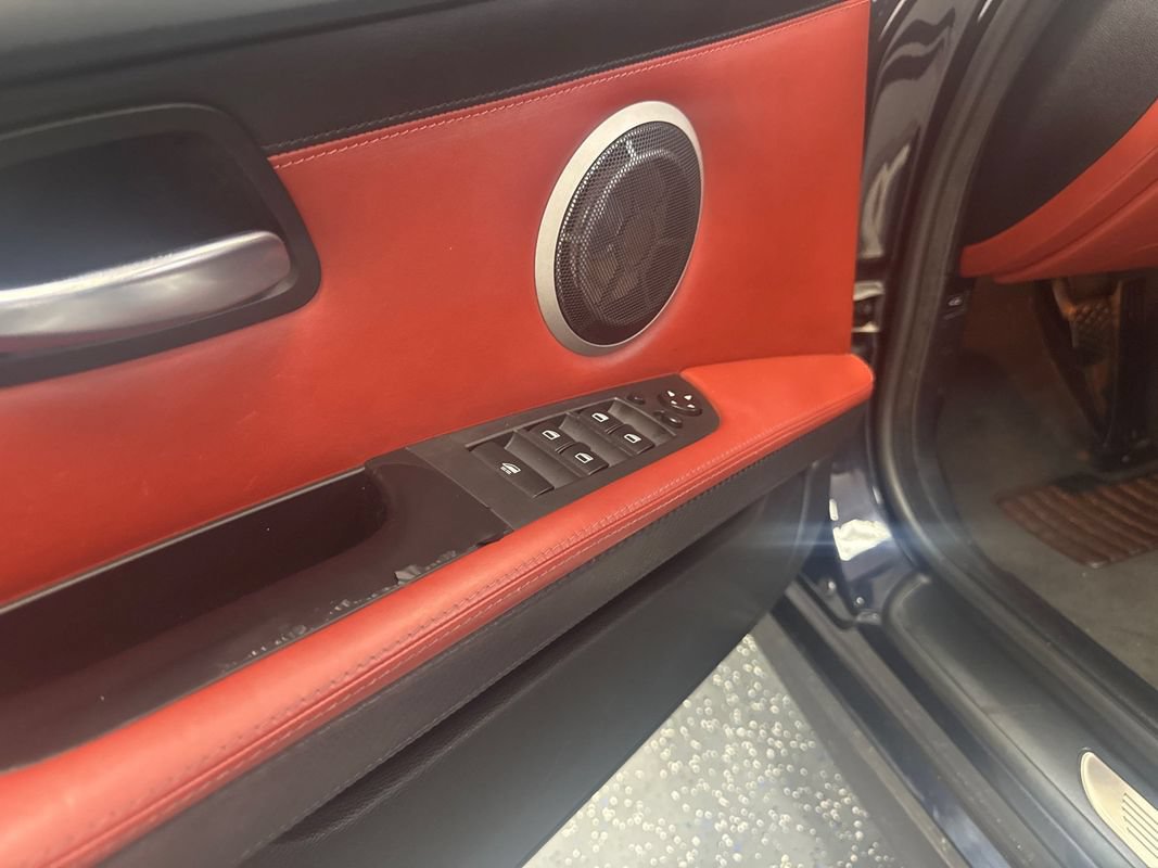 Used 2008 BMW M3 Convertible RWD image 10