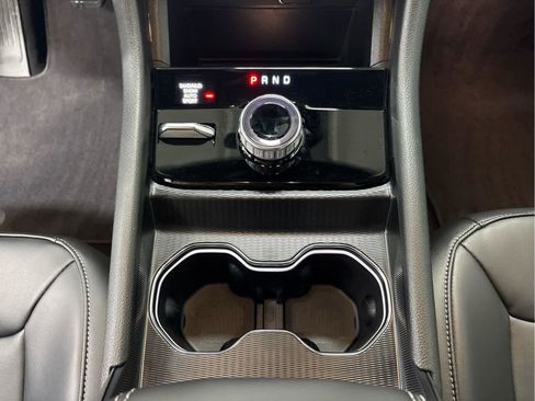 New 2025 Jeep Grand Cherokee Limited AWD/4WD image 15