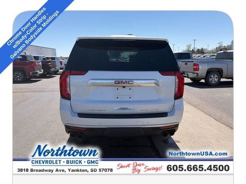 Used 2023 GMC Yukon Denali w/ LPO, Floor Liner Package AWD/4WD image 11