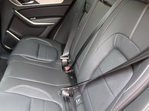 New 2026 Jaguar F-PACE R-Dynamic S image 4