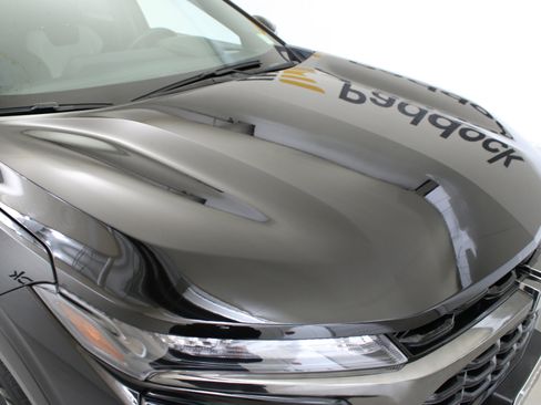 Used 2024 Chevrolet Trax RS w/ Driver Confidence Package image 12