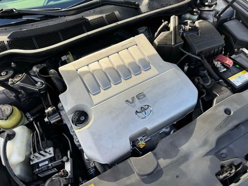 Used 2010 Toyota Camry SE image 22