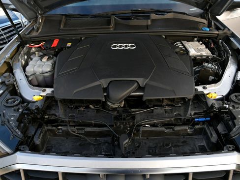 Used 2021 Audi Q7 3.0T Premium Plus image 38