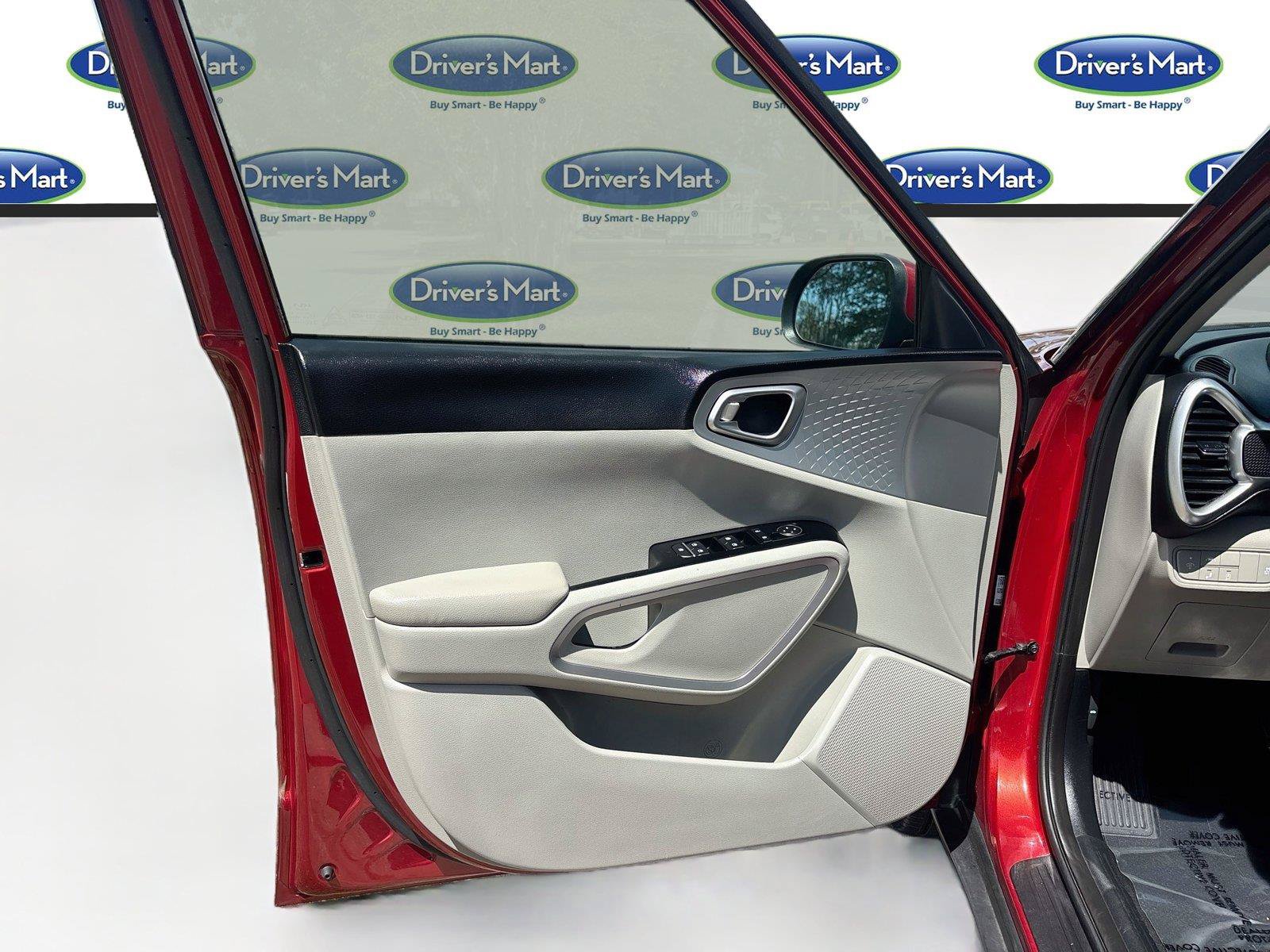 Used 2022 Kia Soul LX w/ Technology Package FWD image 19
