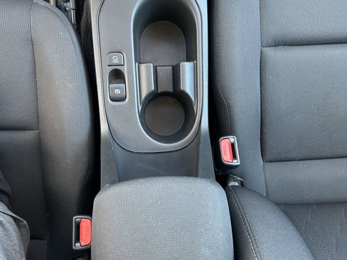 Certified 2024 Toyota Corolla LE image 29