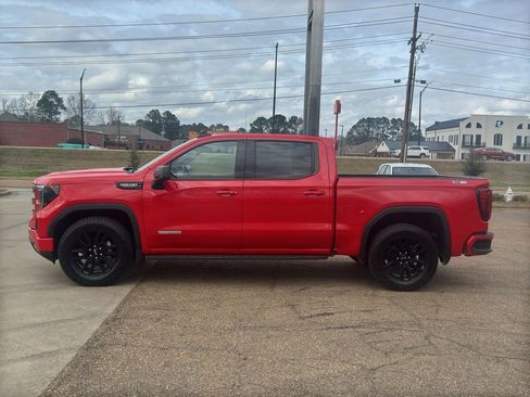 Used 2023 GMC Sierra 1500 Elevation image 3