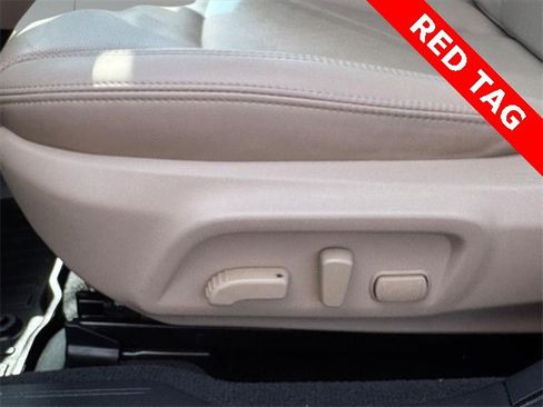 Used 2018 Subaru Outback 2.5i Limited image 13