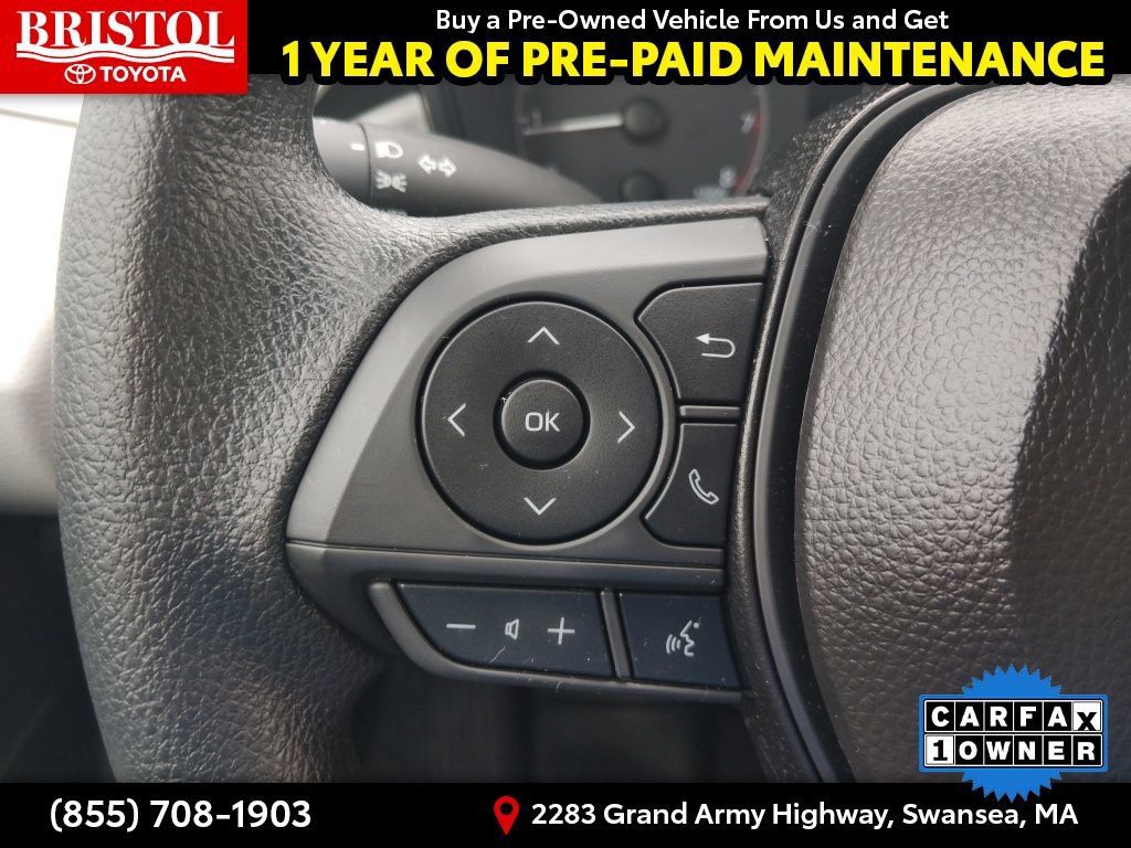 Used 2025 Toyota Corolla LE FWD image 24