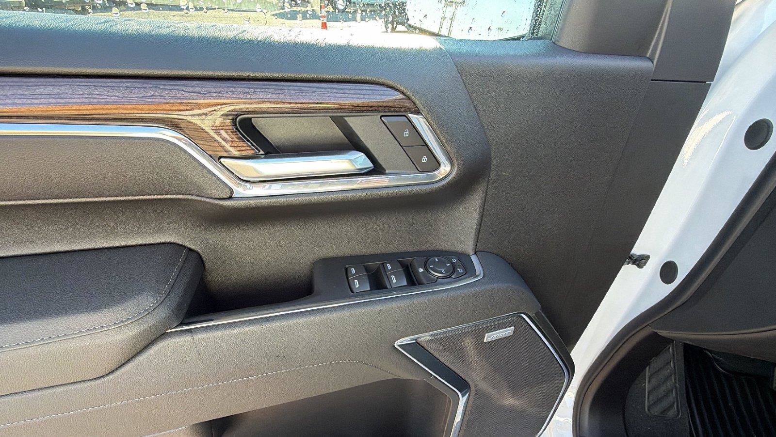 New 2026 Chevrolet Silverado 1500 RST w/ Convenience Package II AWD/4WD image 15