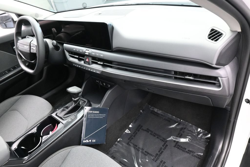 Used 2026 Kia K4 FWD image 43