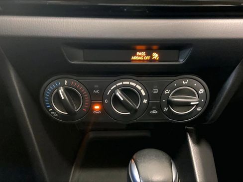 Used 2016 MAZDA MAZDA3 i Touring image 34