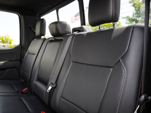Used 2025 Ford F150 Lariat w/ Bed Utility Package AWD/4WD image 33