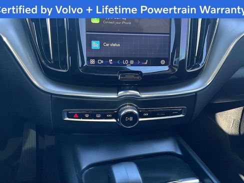 Used 2023 Volvo XC60 B5 Core image 40