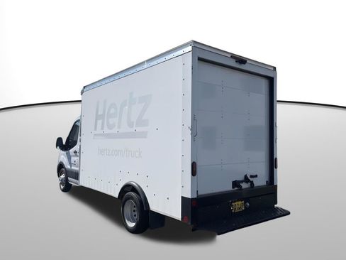 Used 2022 Ford Transit 350 DRW image 3