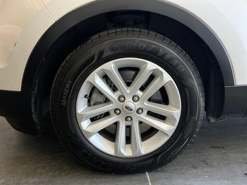 Used 2013 Ford Explorer XLT FWD image 9