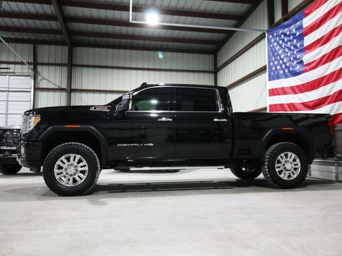 Used 2022 GMC Sierra 2500 Denali w/ Denali Ultimate Package AWD/4WD image 5