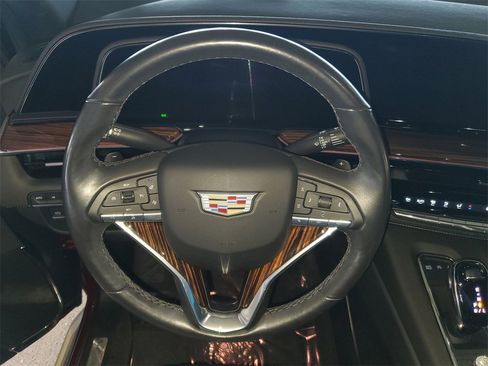Used 2023 Cadillac Escalade Luxury image 33