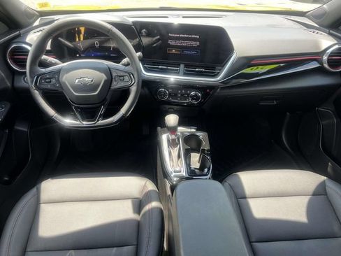 Used 2024 Chevrolet Trax RS w/ Driver Confidence Package FWD image 14