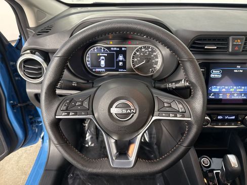 Certified 2025 Nissan Versa SR w/ Trunk Package image 13