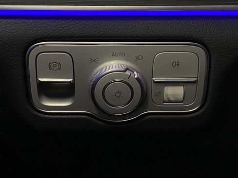New 2026 Mercedes-Benz GLS 450 4MATIC image 15